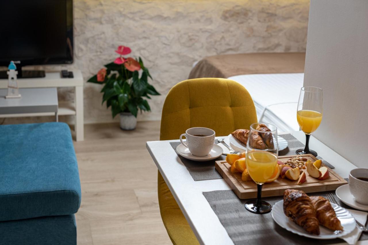 Lighthouse Central Apartments Omis Ngoại thất bức ảnh